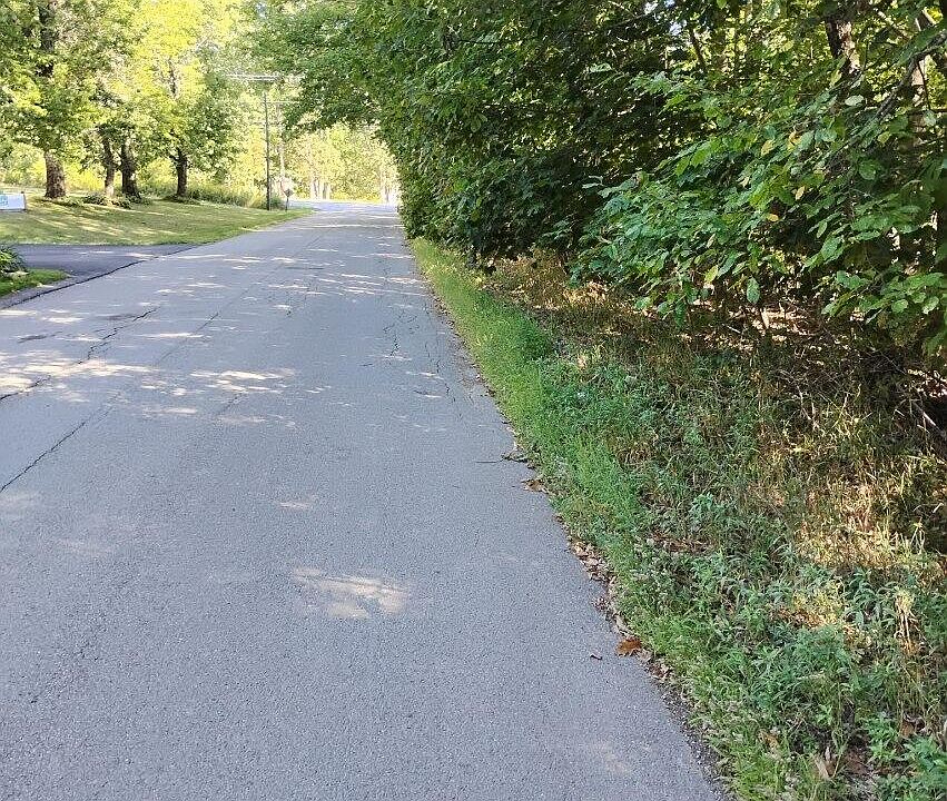 2nd image of 2 Bicknell Road