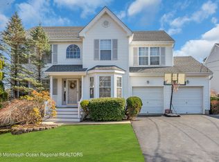 413 Yeoman Rd, Manahawkin, NJ 08050