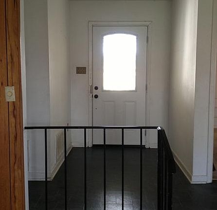 5th image of 440 Brookmeade Dr