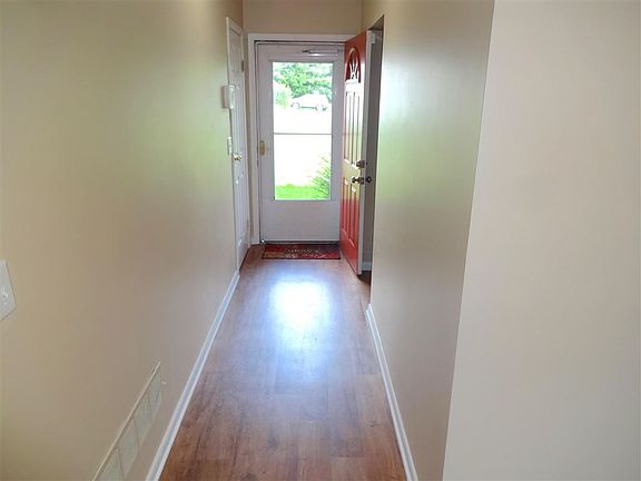 2nd image of 154/154B Melody Ln