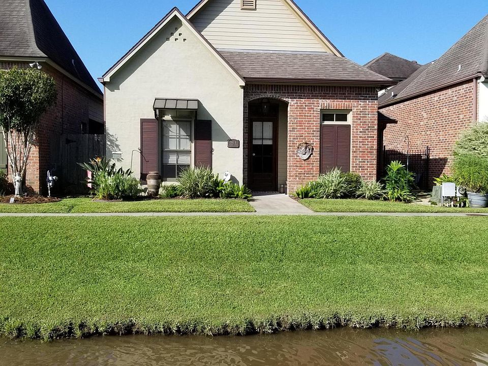 1st image of 301B Harbor Bend Blvd