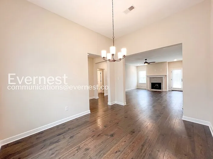 4876 Reunion Dr — Photo 8