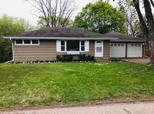 16216 Tonkaway Rd, Minnetonka, MN 55345