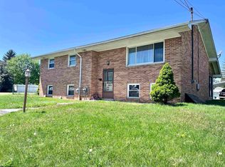 75 Pleasant Ave, Elkins, WV 26241