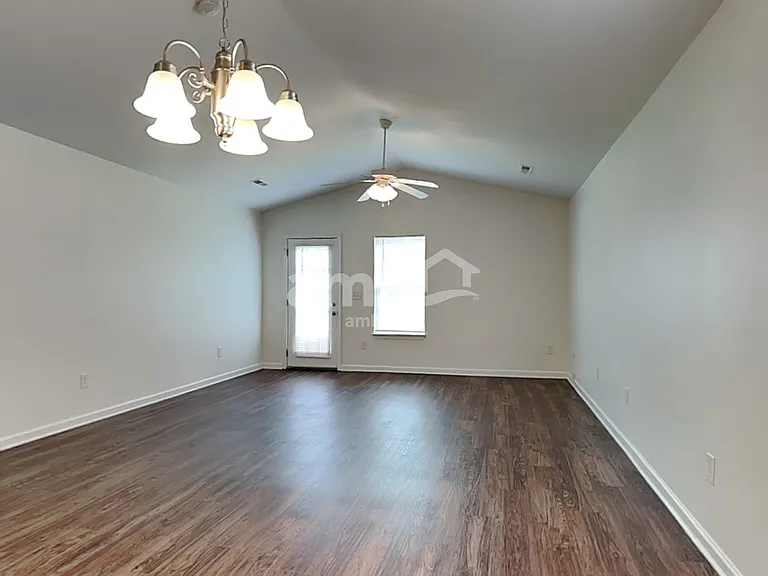 5039 Hogan Point Ct — Photo 5