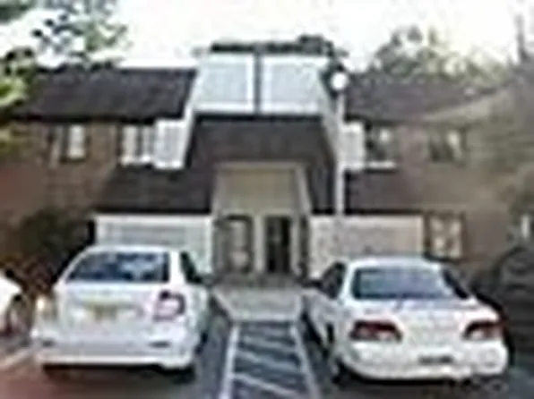 3 Country Magnolia Ln, Egg Harbor Township, NJ 08234