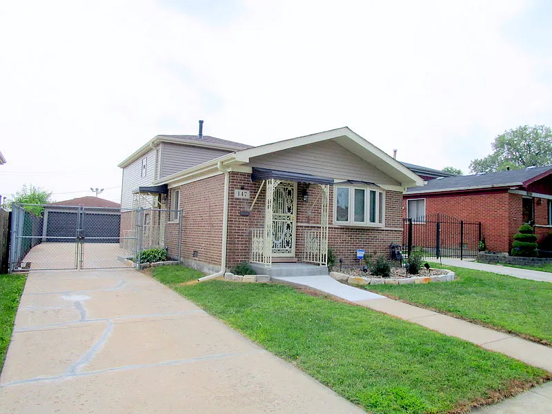 147 E 124th St photo 1