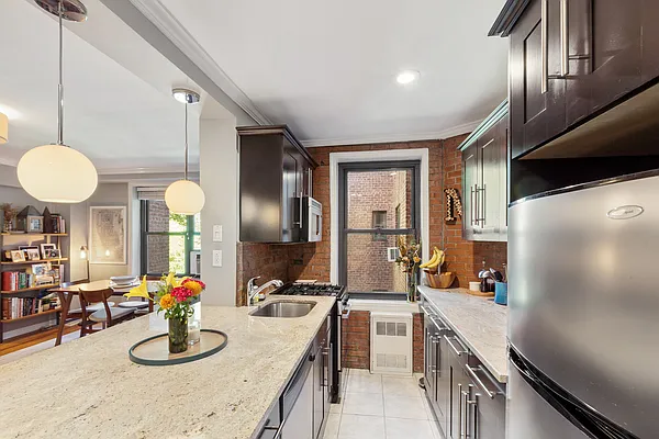 Sold by Level Group | media 13