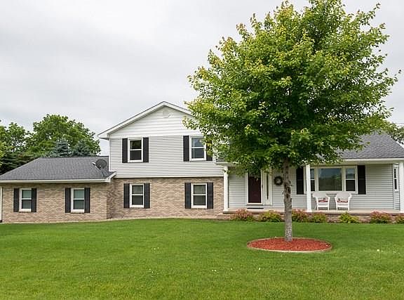 2nd image of 10638 Becker Dr
