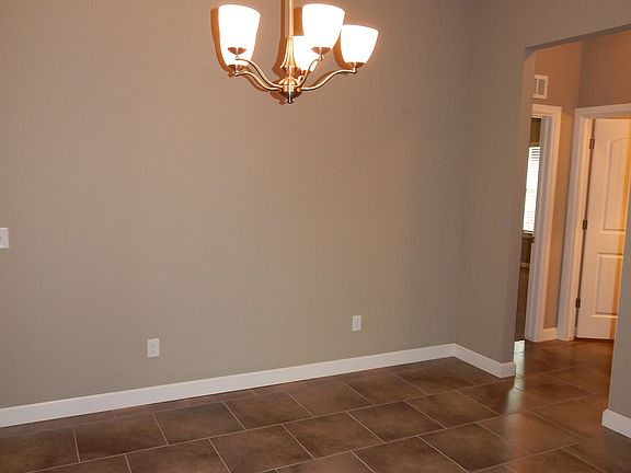 4th image of 2208 Starwood Way