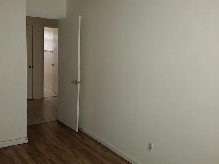 2613 Killarney Way — Photo 22