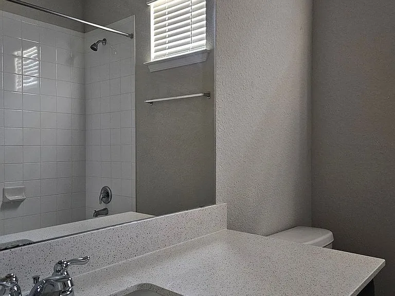 110 Marimoor Dr — Photo 34