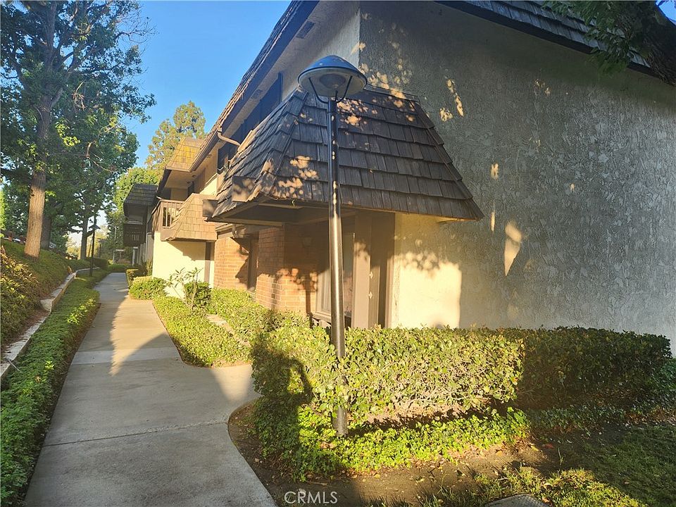 2nd image of 607 Briarwood Ln
