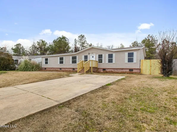 102 Cedar Brook Dr, Pearl, MS 39208