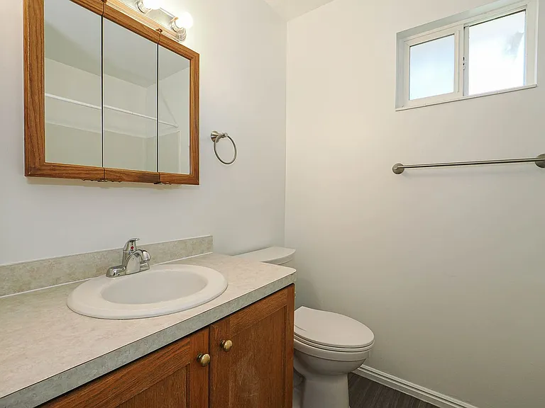 1445 S Monroe Blvd — Photo 9