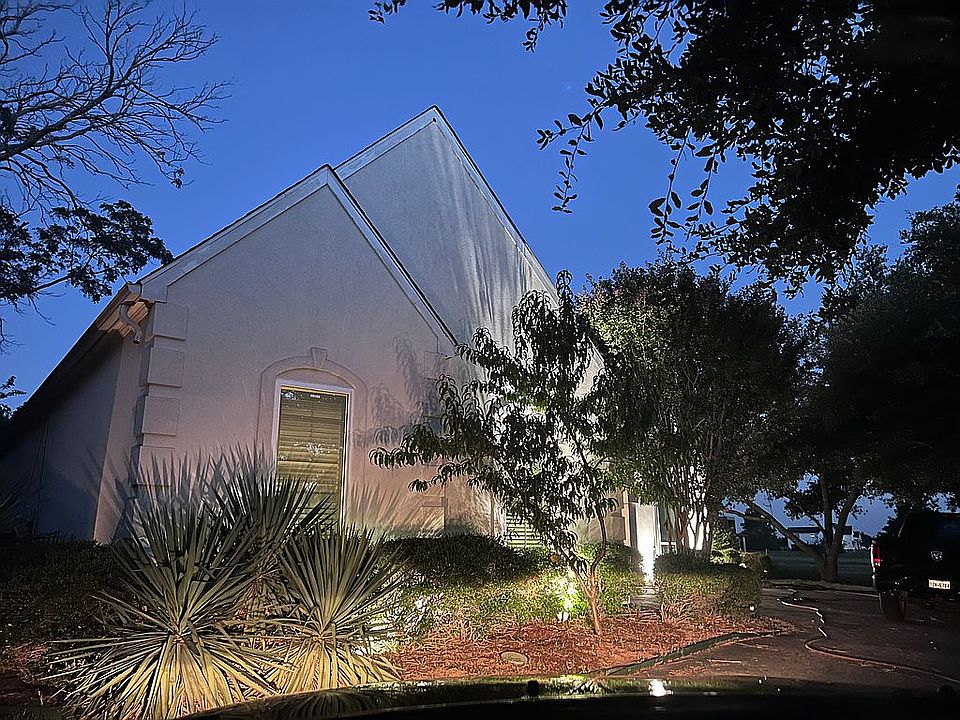 2nd image of 304 Norwood Rd