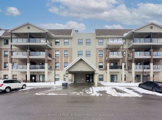 120 Prestige Cir #412, Ottawa, ON K4A 1B4