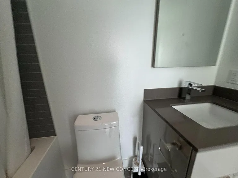 7 Grenville St #4605 — Photo 4