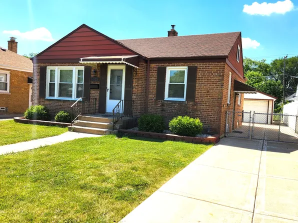 9529 Davis St, Franklin Park, IL 60131