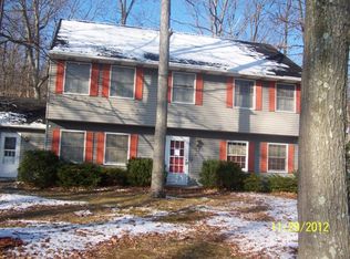 1 Rebel Hill Rd, Mountain Top, PA 18707