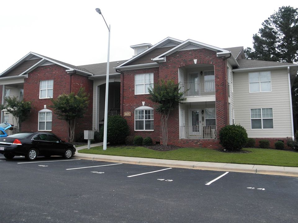 1st image of 401 Meadowland Ct APT 8