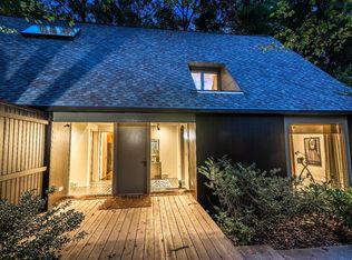 9 Regent Dr, Ann Arbor, MI