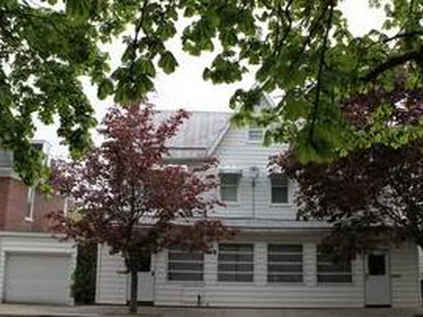 812-814 Church St, Saxton, PA 16678