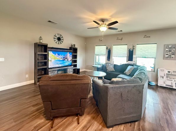 2320 S Cotta Street, Visalia, CA 93292