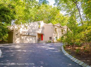 902 Teaberry Ln, Brielle, NJ 08730