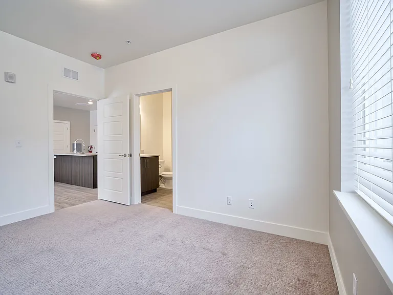 Eden Apartments — Photo 56