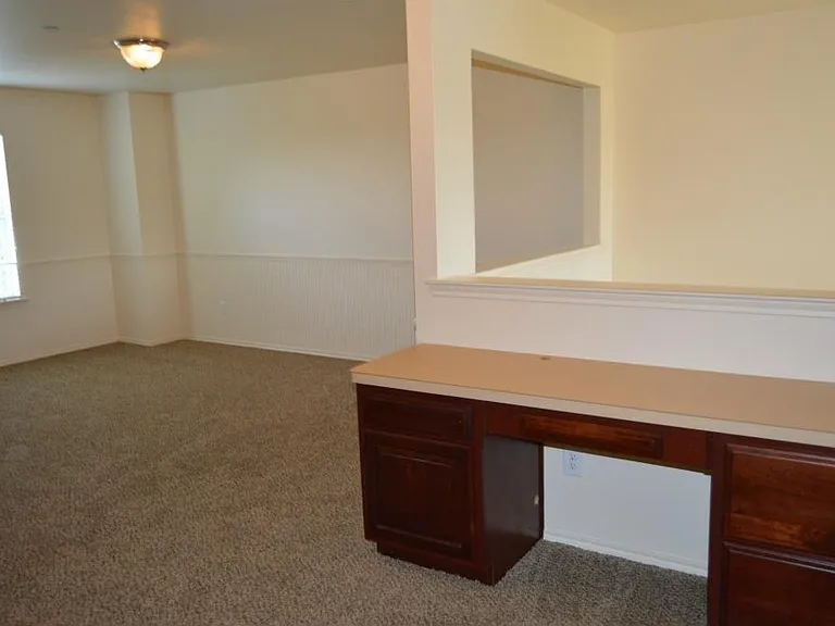 8605 Brunswick Dr — Photo 15
