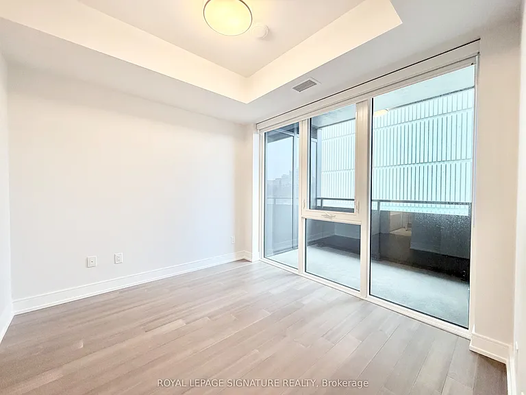 664 Spadina Ave #406 — Photo 11