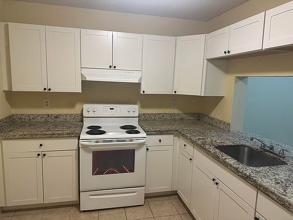 3rd image of 6031 10th Ave N APT 219