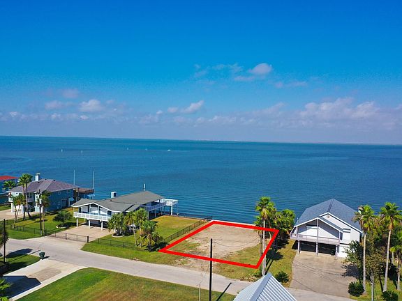 2nd image of 22030 Guadalupe Dr