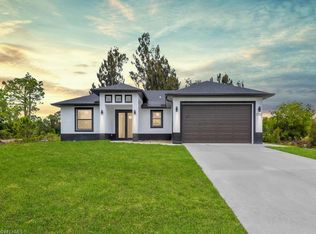 3702 36th St SW, Lehigh Acres, FL 33976