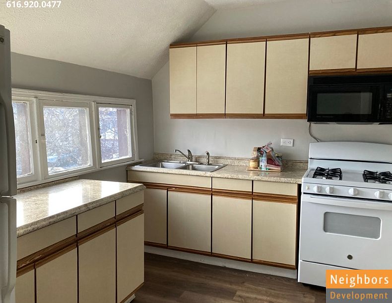 1st image of 1007 Ionia Ave SW #2