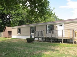 411 Pine Dr, Valencia, PA 16059