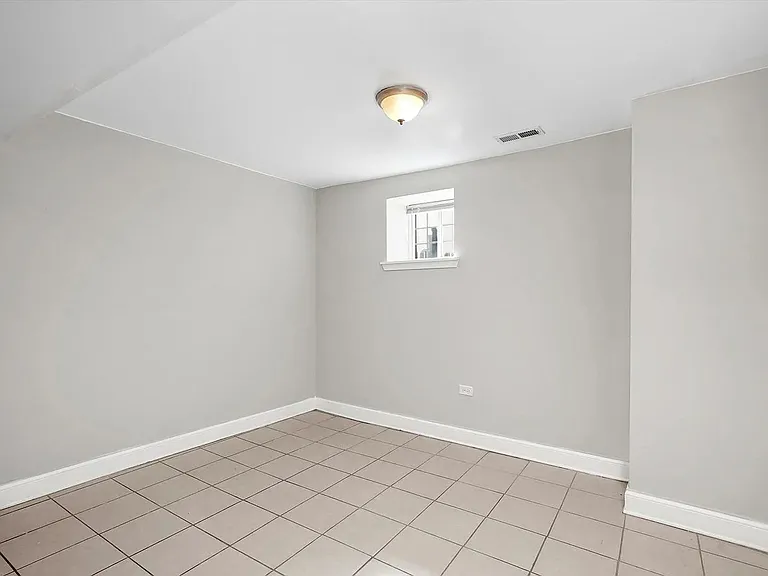 4145 S Michigan Ave #1 — Photo 15