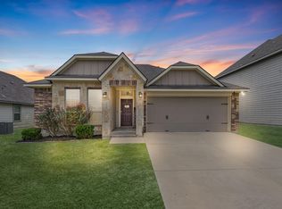 1004 Harvest Ln, Brenham, TX 77833