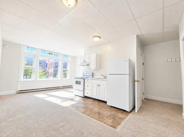 39 Congress St #G, Portsmouth, NH 03801