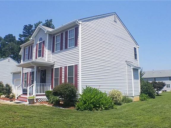 2nd image of 1724 Hounds Way