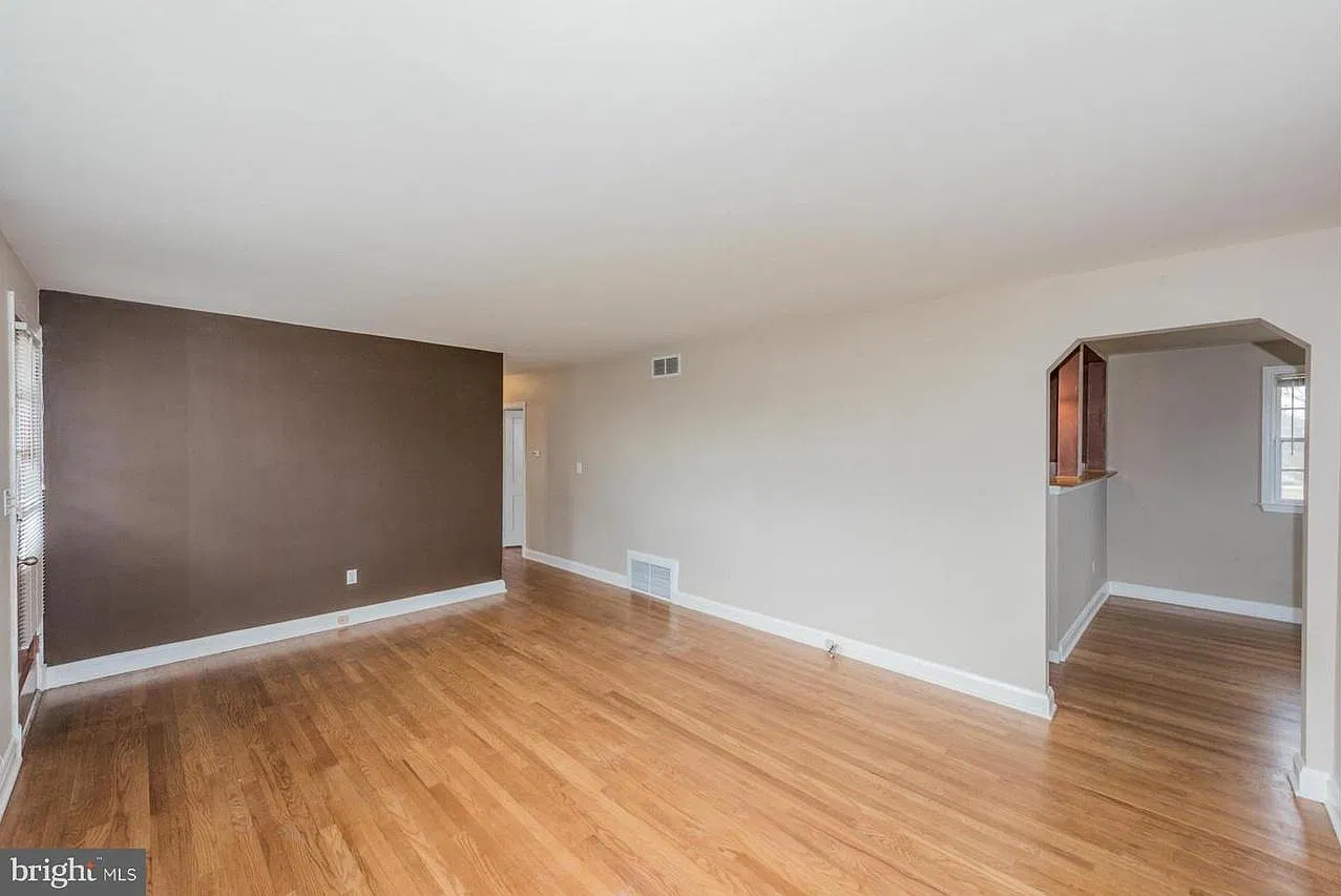 3 bed, 2151 sqft, $3,200 — Photo 1