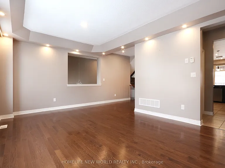 41 Pulpwood Cres — Photo 6
