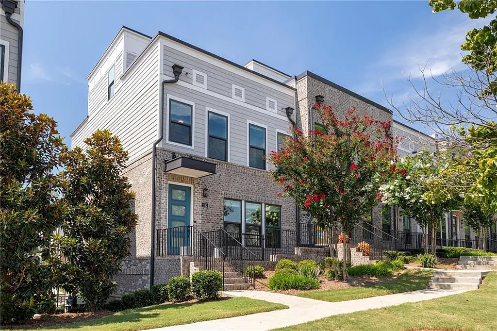 3 bed, 4.0 bath, 2143 sqft, $5,250 — Photo 3