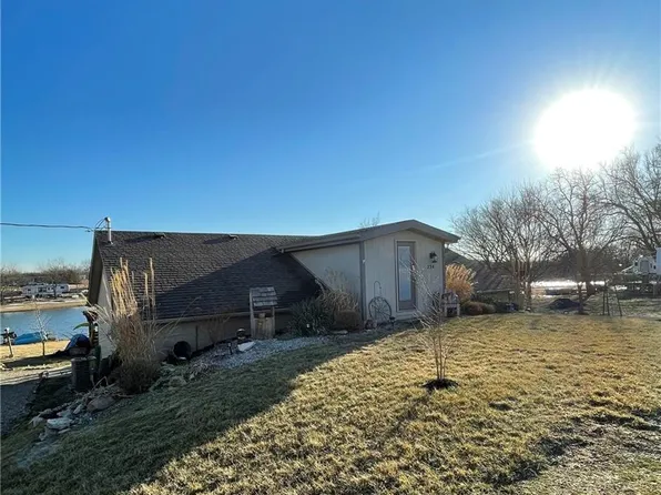 234 N Linn Valley Dr, Linn Valley, KS 66040
