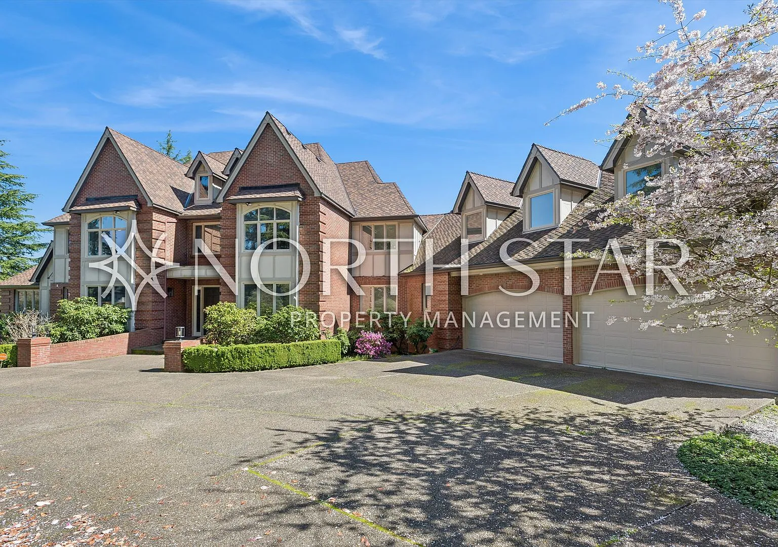 Pete's Mountain Estate with Mountain Views — Photo 3