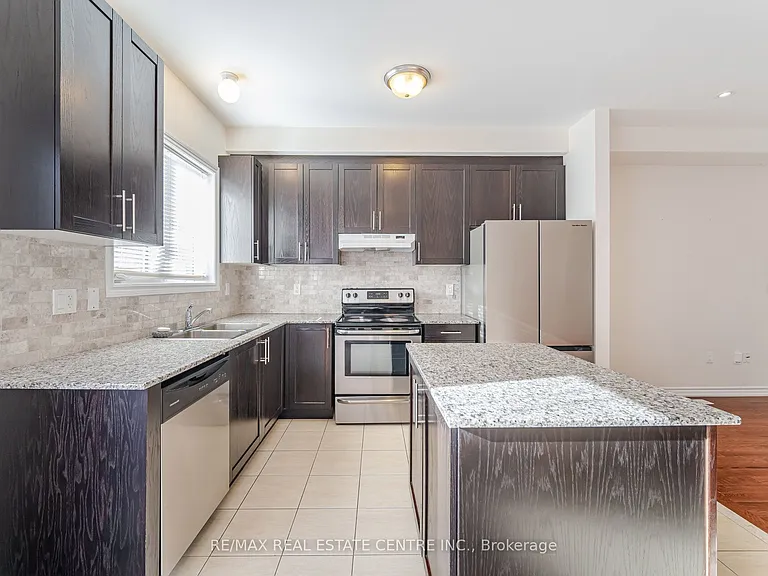 11 Yately St — Photo 10