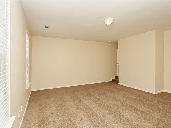 4th image of 708 Arbor Springs Dr
