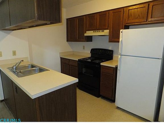 4th image of 4124 Cherry Orchard Ln