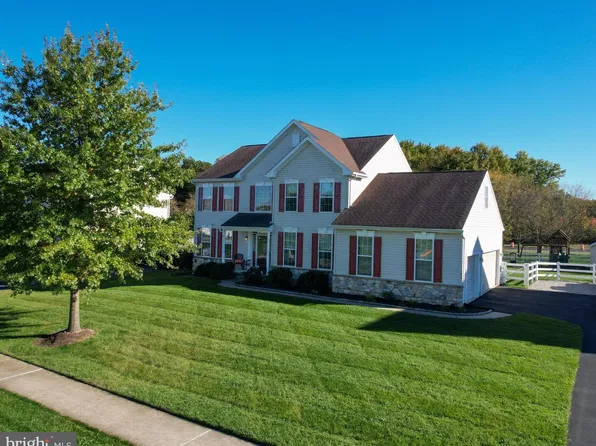 104 Wedge Ct, Townsend, DE 19734